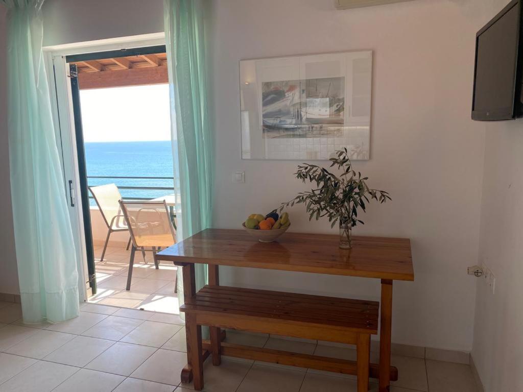 Seaview 126 *